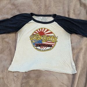 Chaser Distressed and Cropped Aerosmith Concert Tee - XS